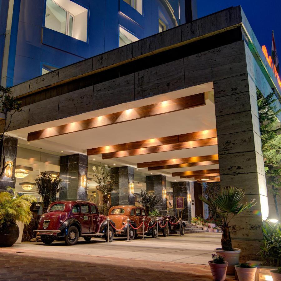 Godwin Haridwar Hotel Ngoại thất bức ảnh