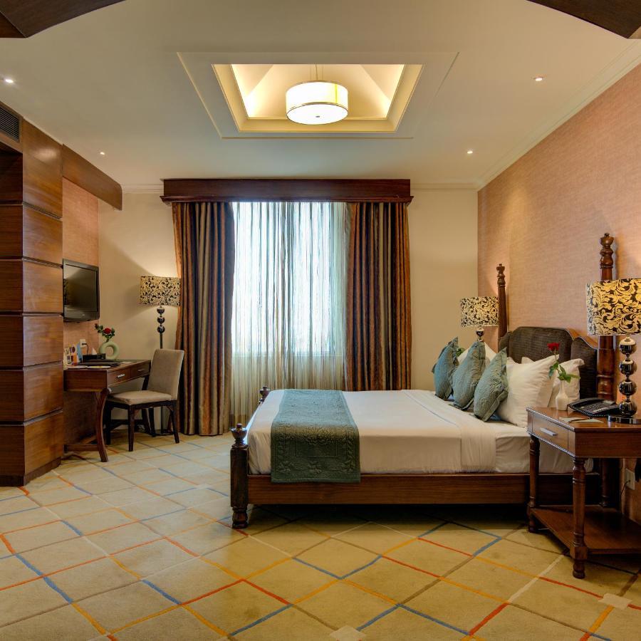Godwin Haridwar Hotel Ngoại thất bức ảnh