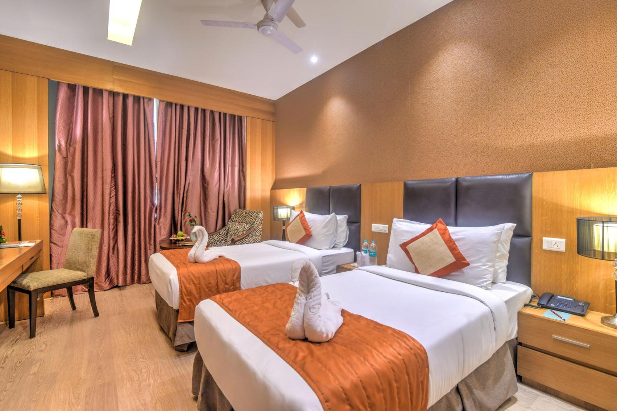 Godwin Haridwar Hotel Ngoại thất bức ảnh