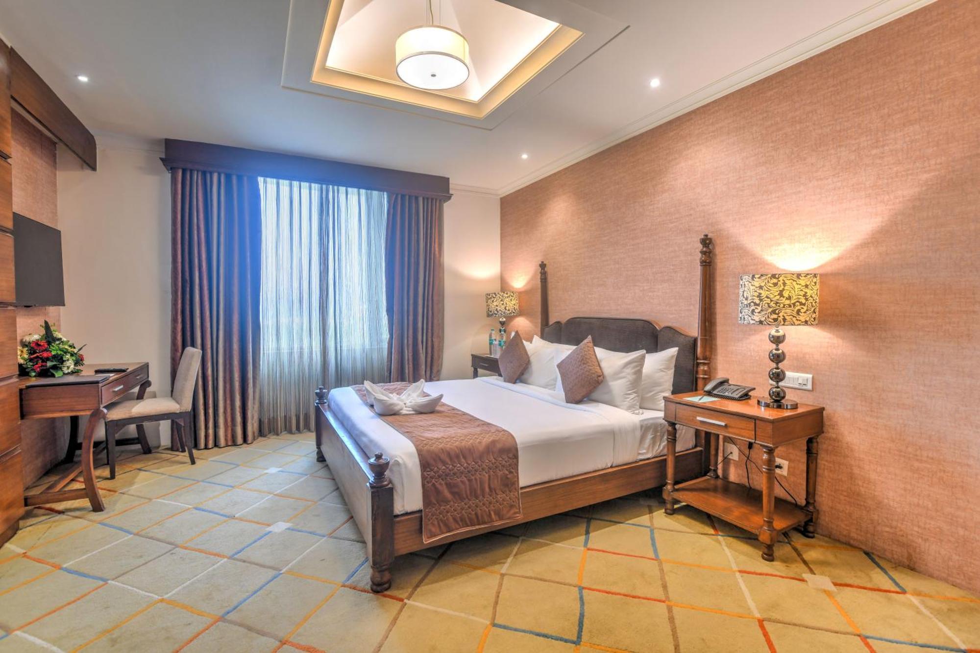Godwin Haridwar Hotel Ngoại thất bức ảnh